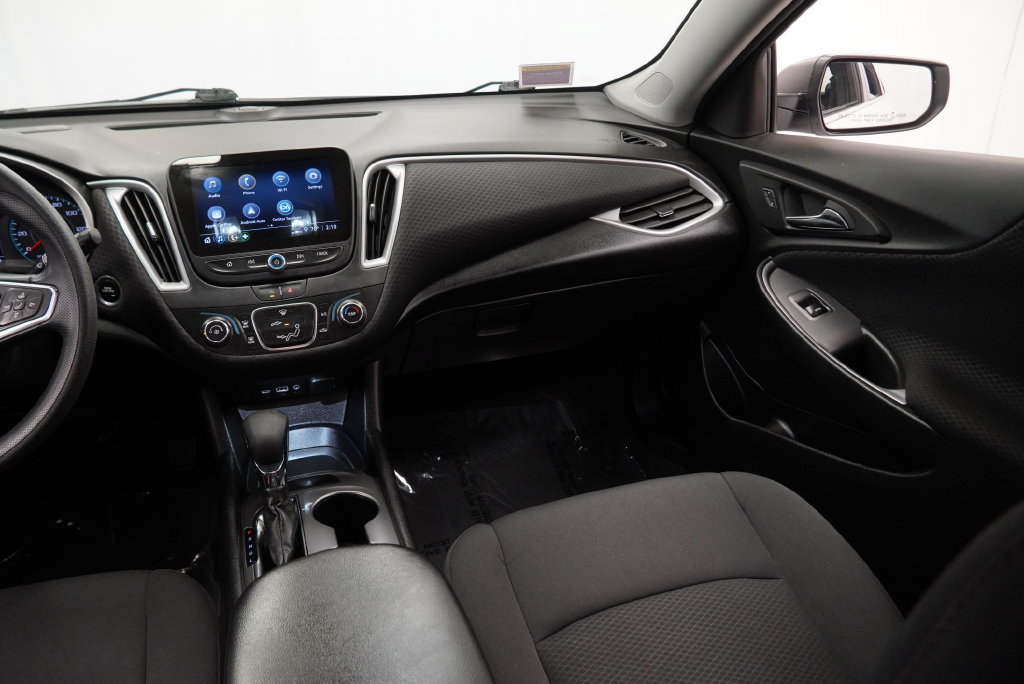 Certified 2023 Chevrolet Malibu LS FWD image 24