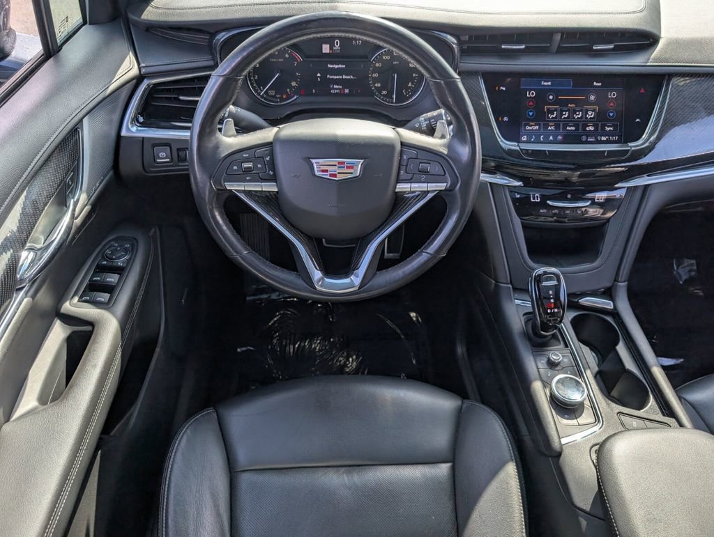 Used 2020 Cadillac XT6 Sport image 12