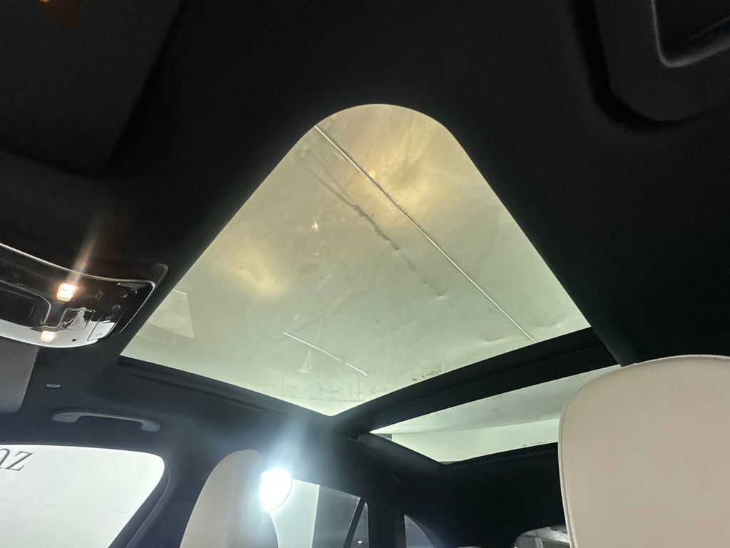 Certified 2026 Mercedes-Benz GLC 350e 4MATIC image 33