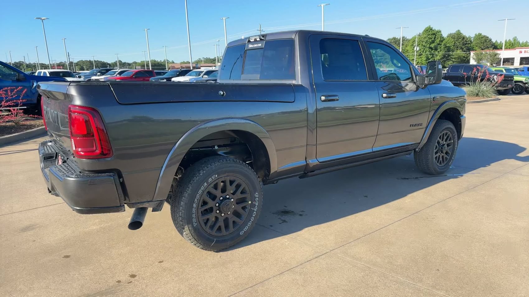 New 2026 RAM 2500 Limited AWD/4WD image 7