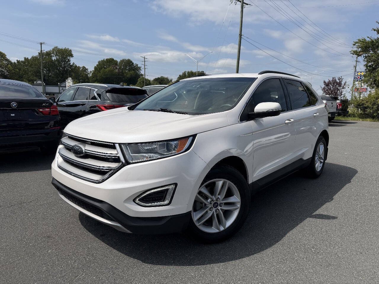 Used 2017 Ford Edge SEL w/ Equipment Group 201A FWD image 1