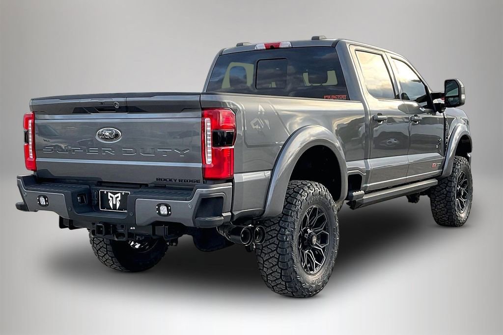 New 2026 Ford F250 Lariat w/ Black Appearance Package image 20