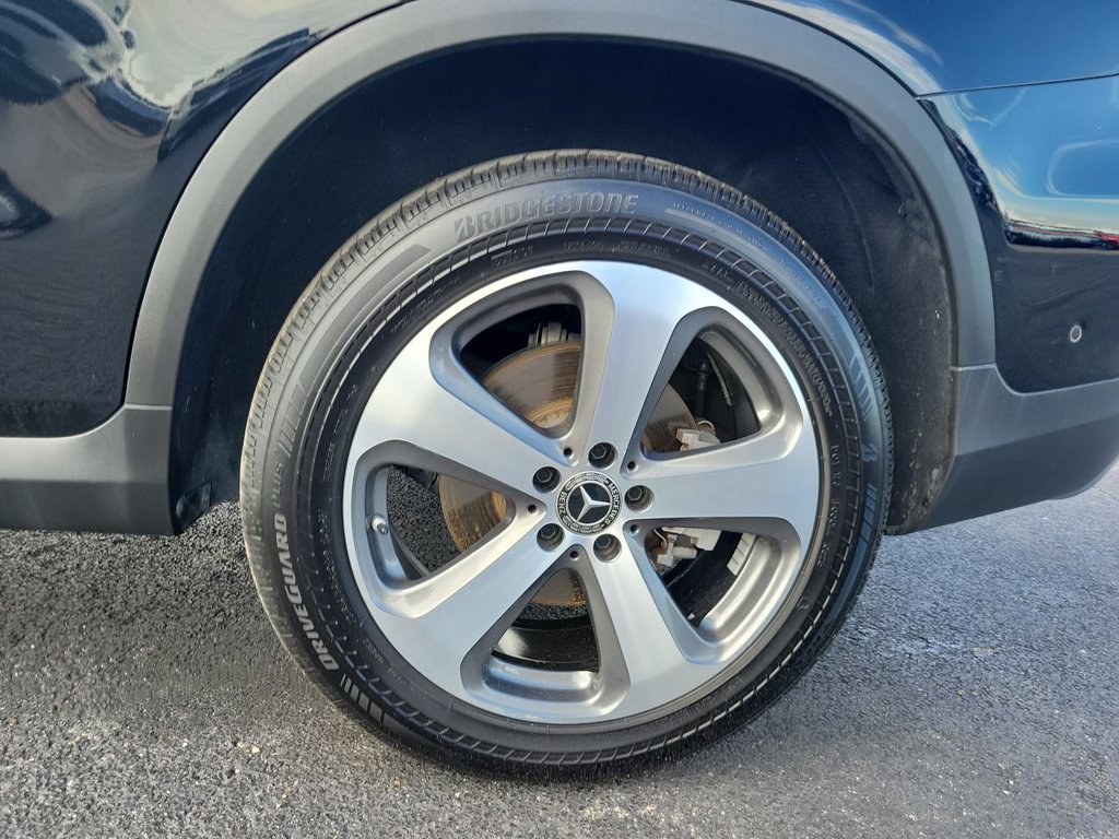 Used 2020 Mercedes-Benz GLC 300 image 34