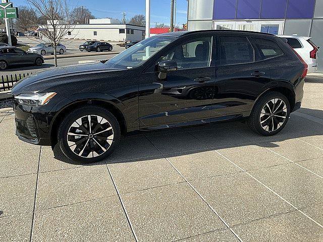 New 2026 Volvo XC60 B5 Plus w/ Climate Package AWD/4WD image 11
