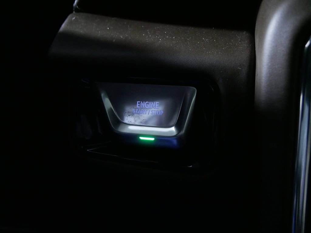 Used 2025 GMC Yukon Denali Ultimate image 27