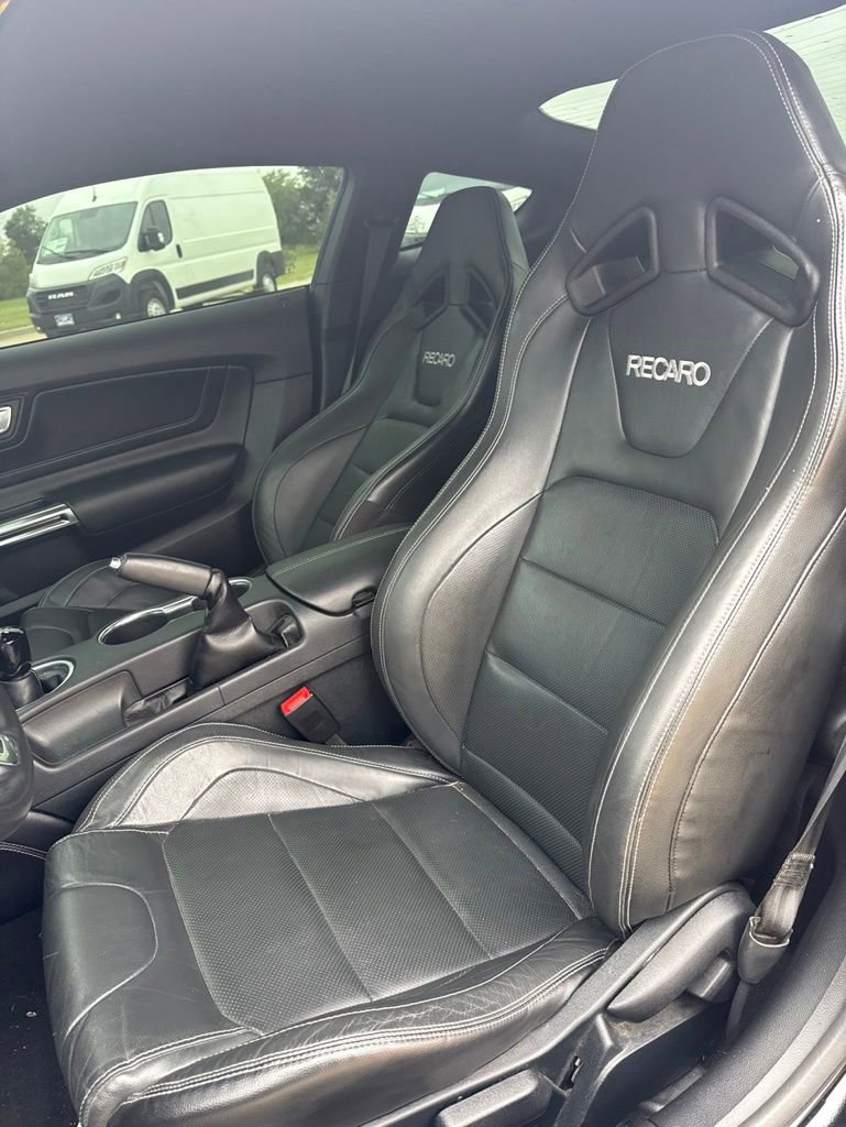 Used 2022 Ford Mustang GT Premium w/ GT Performance Package RWD image 11