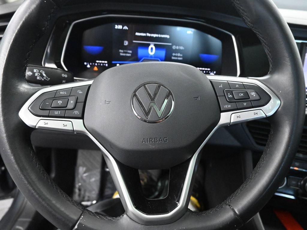 Used 2024 Volkswagen Jetta SE image 39