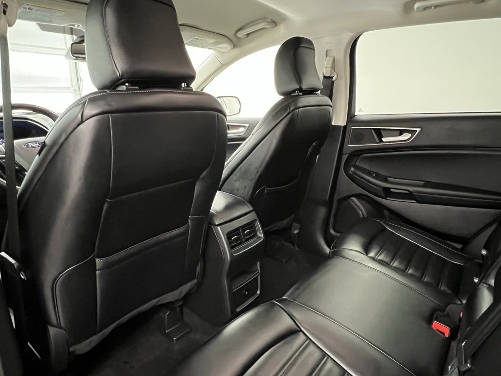 Used 2024 Ford Edge SEL image 51