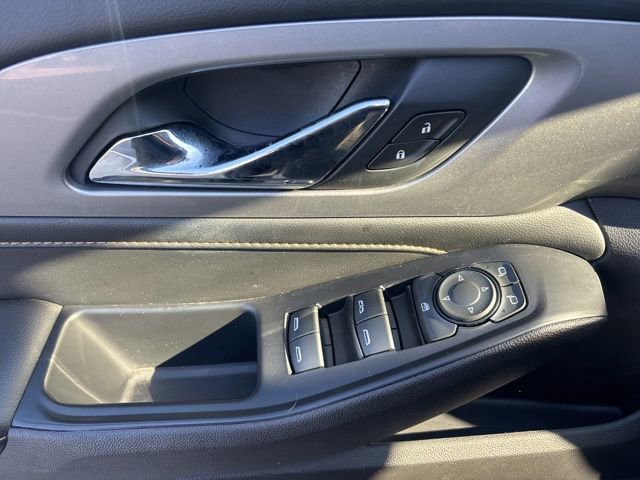 Used 2021 Chevrolet Traverse LT w/ LPO, 'HIT The Road' Package image 7