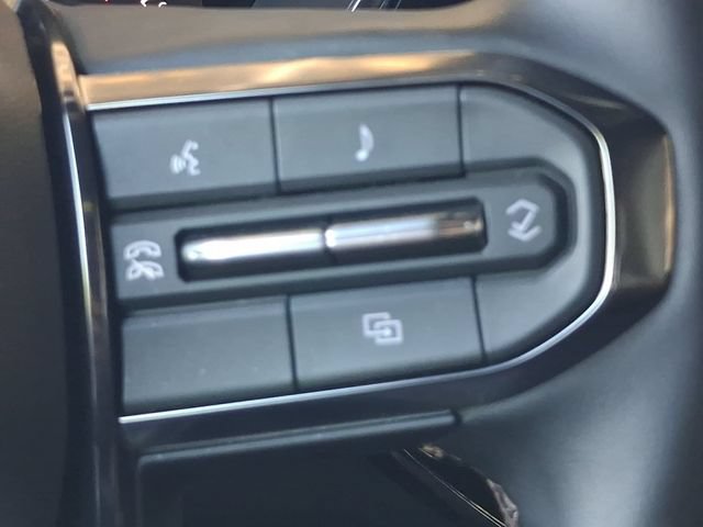 Used 2024 GMC Canyon AT4 w/ Canyon Safety Plus Package AWD/4WD image 15