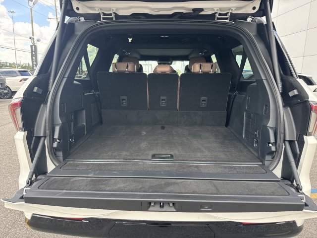 New 2027 Lincoln Navigator L Black Label AWD/4WD image 11