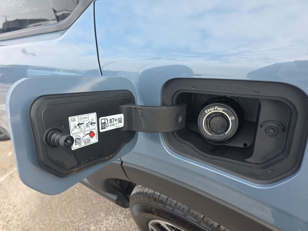 Used 2024 Ford Bronco Sport Outer Banks w/ Tech Package image 13