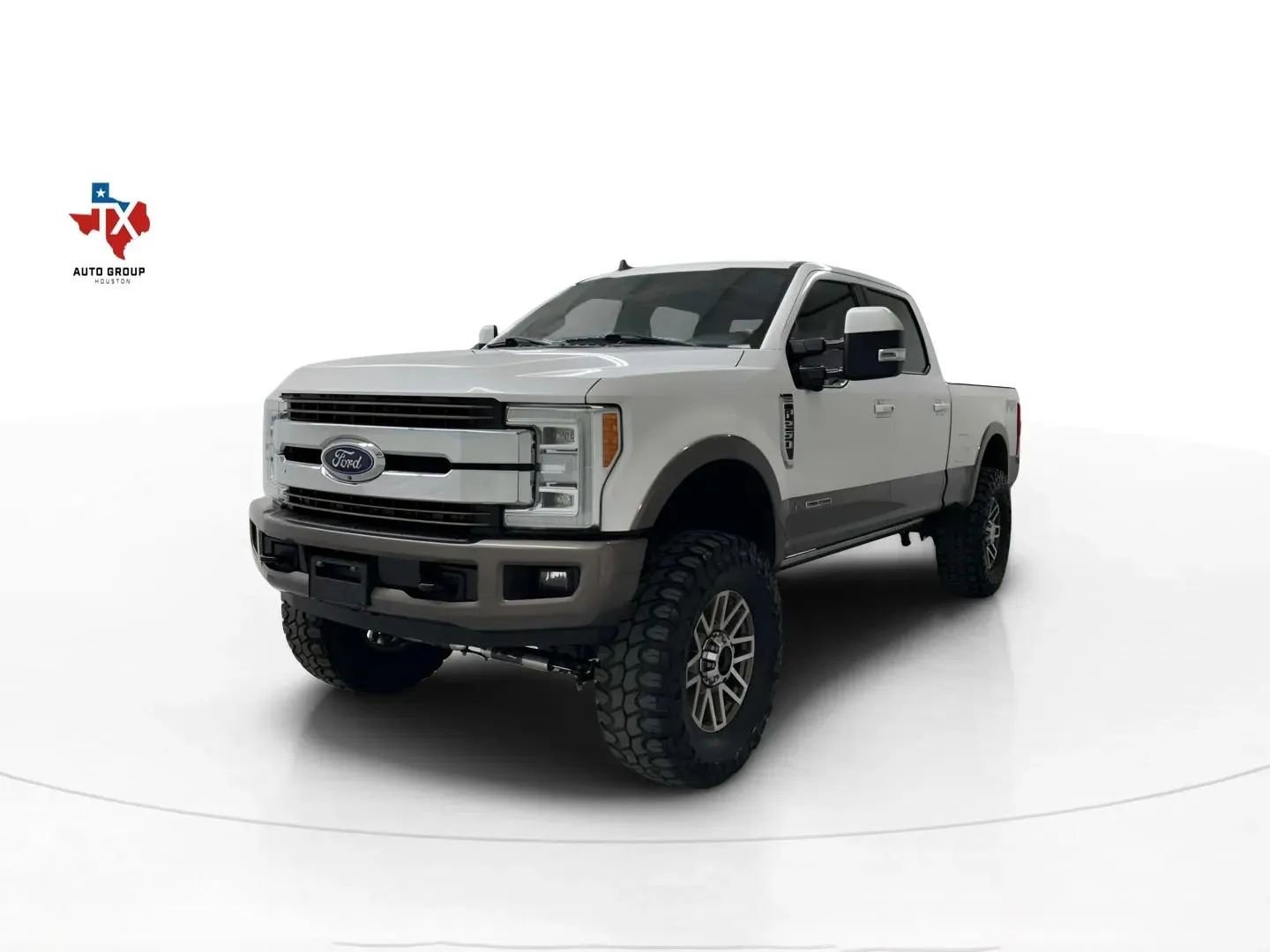 Used 2019 Ford F250 King Ranch w/ King Ranch Ultimate Package image 6