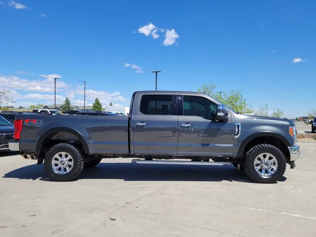 Used 2019 Ford F250 Lariat w/ Lariat Ultimate Package AWD/4WD image 2