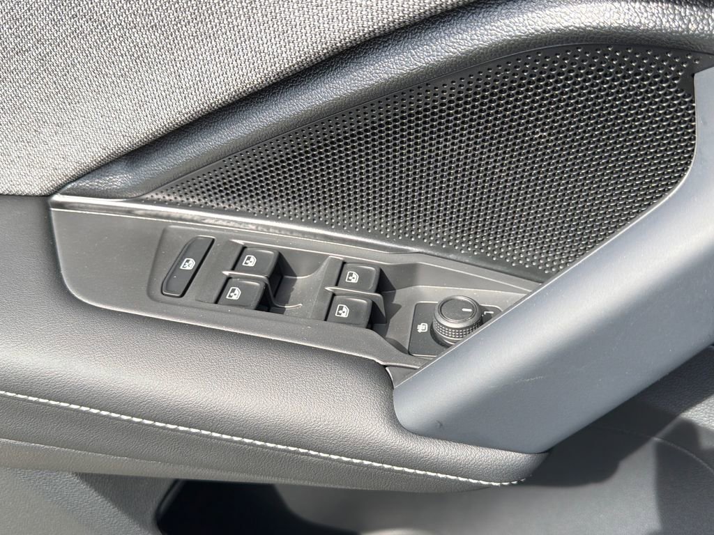 New 2026 Volkswagen Tiguan S AWD/4WD image 28