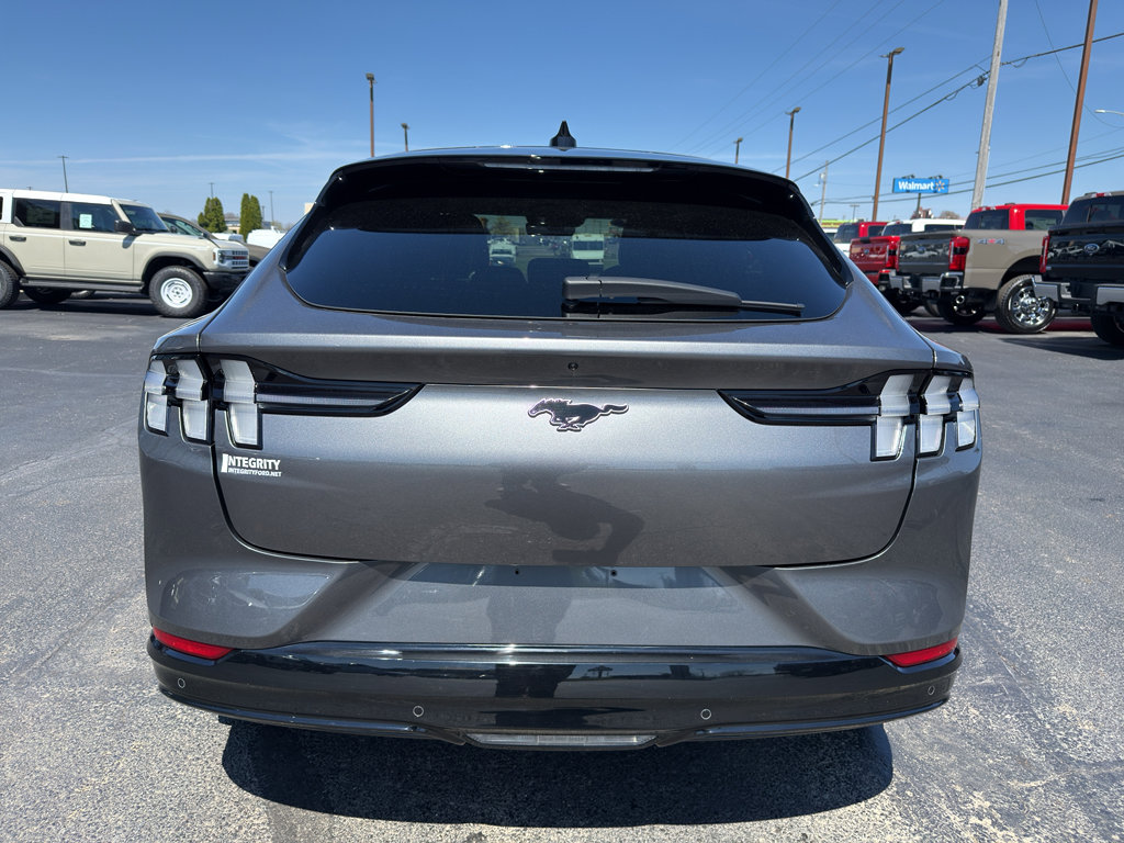 Used 2021 Ford Mustang Mach-E Premium image 7