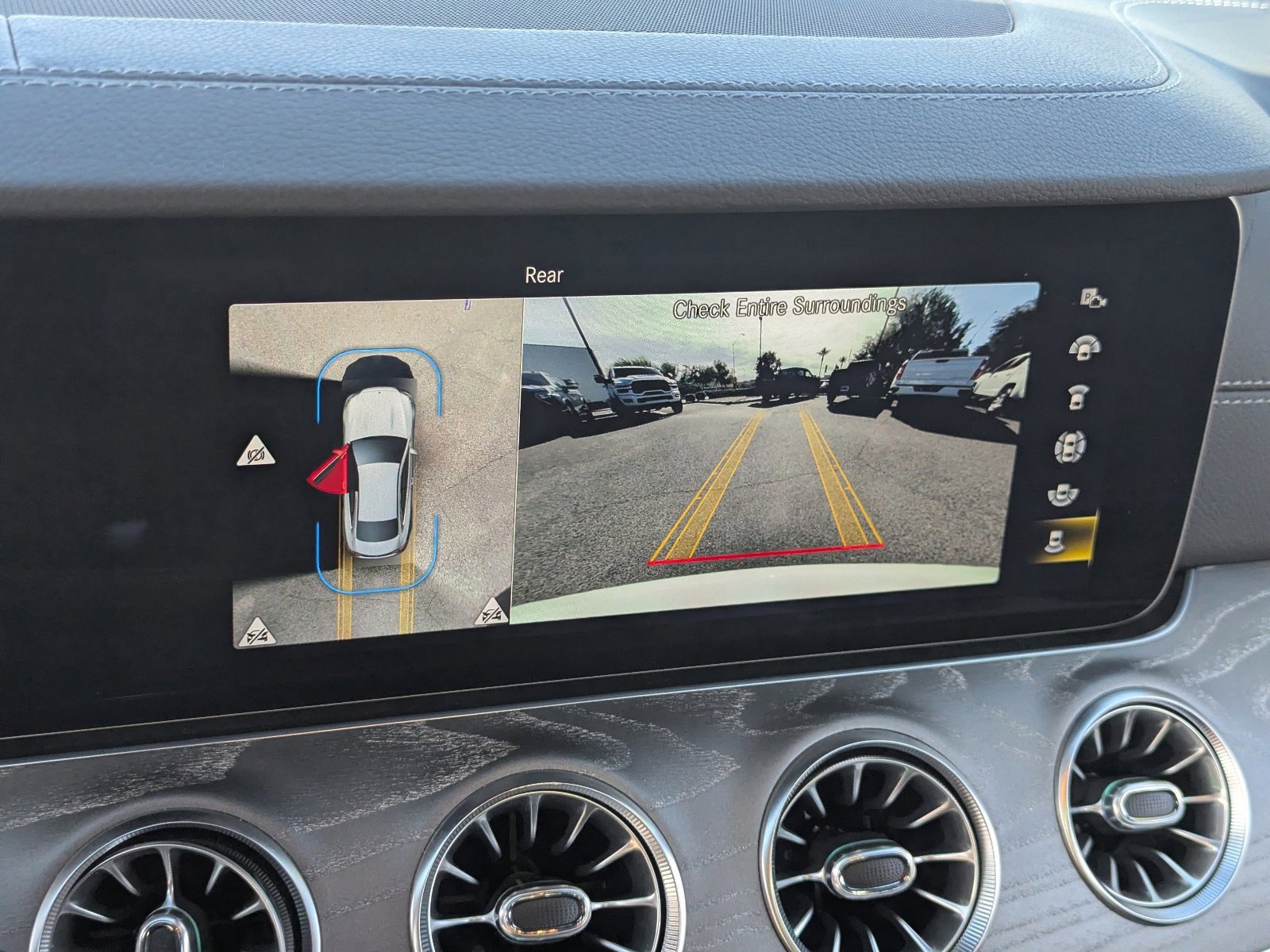 Used 2022 Mercedes-Benz E 450 Coupe image 27