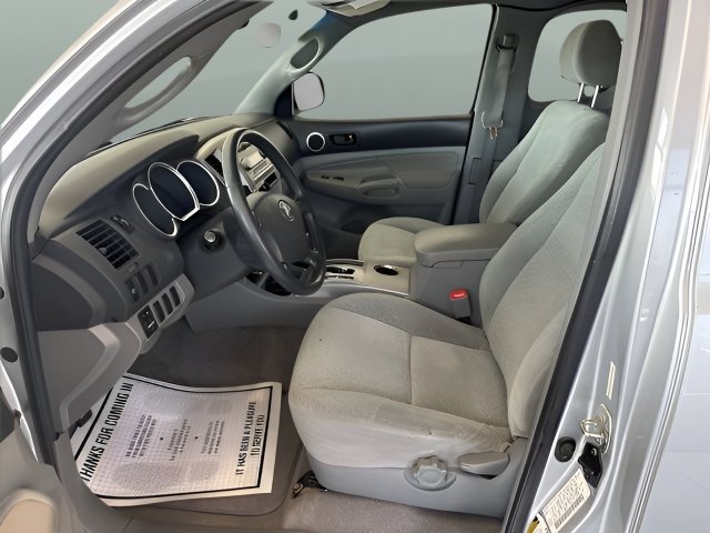 Used 2006 Toyota Tacoma PreRunner w/ SR5 Pkg #2 RWD image 8