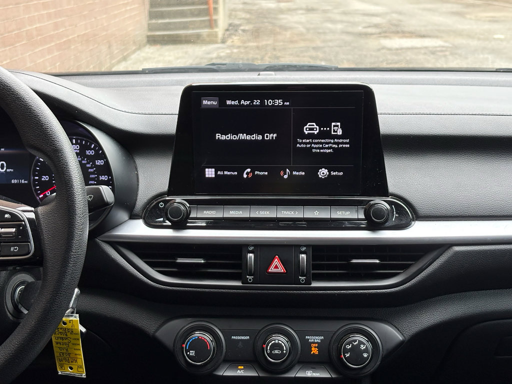 Used 2023 Kia Forte LXS w/ LXS Technology Package FWD image 29