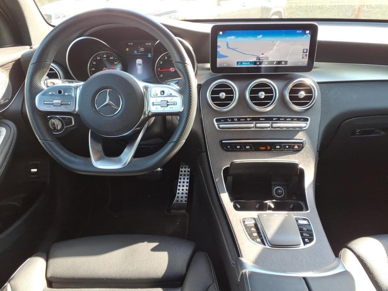Used 2020 Mercedes-Benz GLC 300 image 12