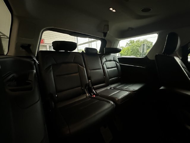 Certified 2025 Lincoln Navigator Reserve AWD/4WD image 38