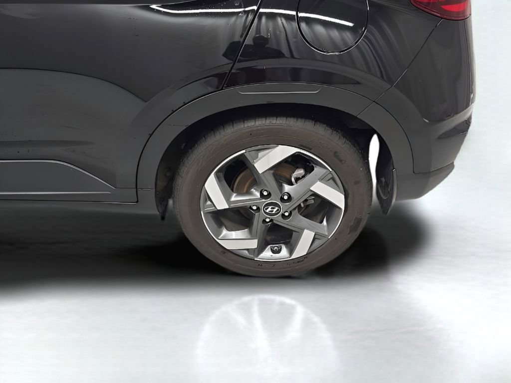 Certified 2024 Hyundai Venue SEL image 31