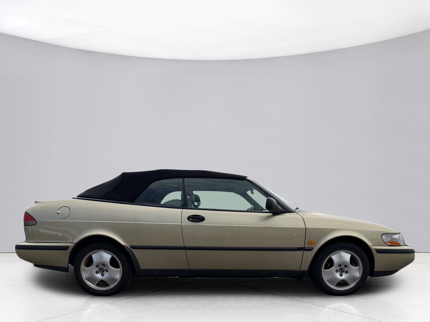Used 1998 Saab 900 SE Turbo FWD image 13