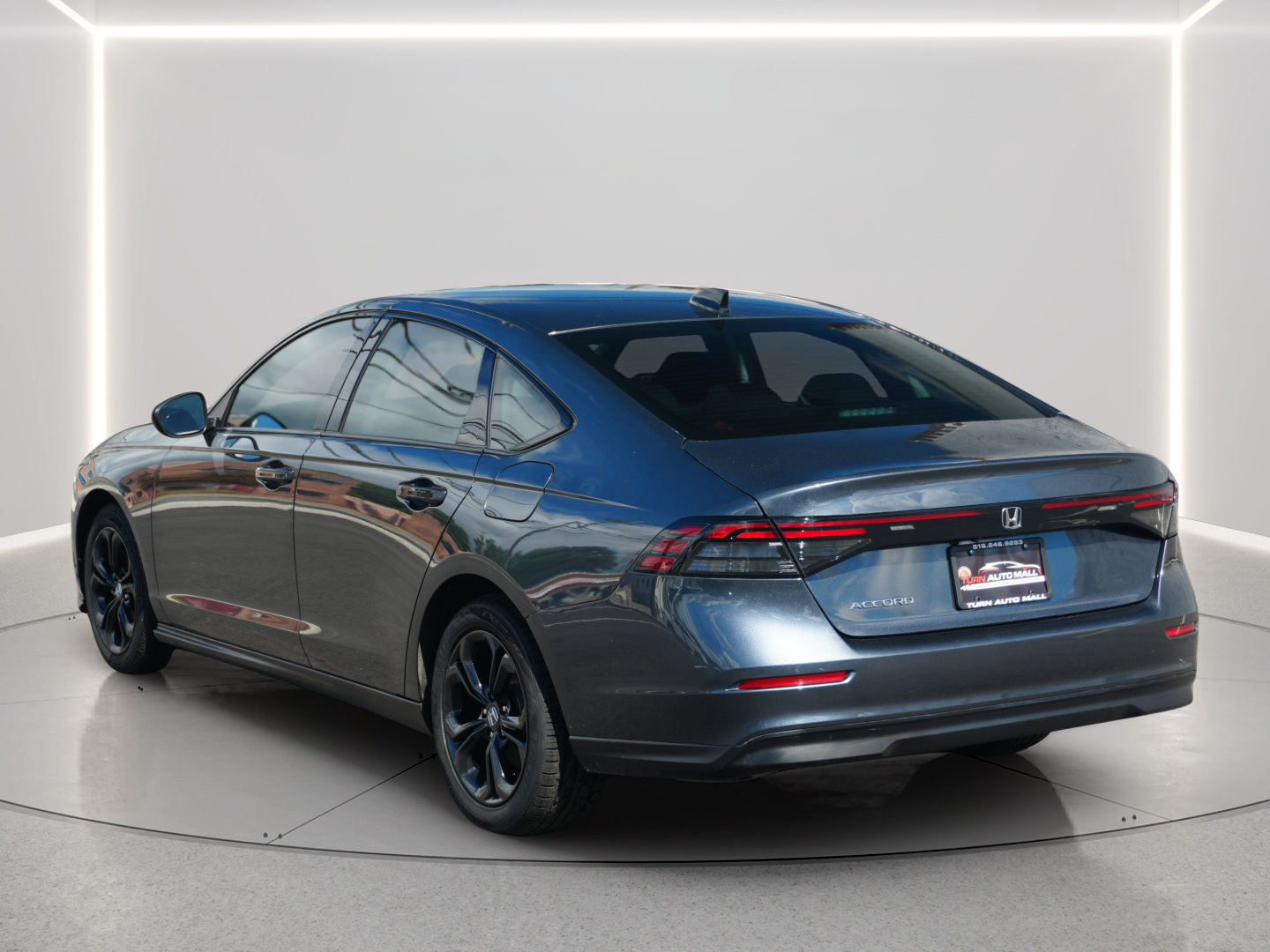 Used 2025 Honda Accord SE image 3