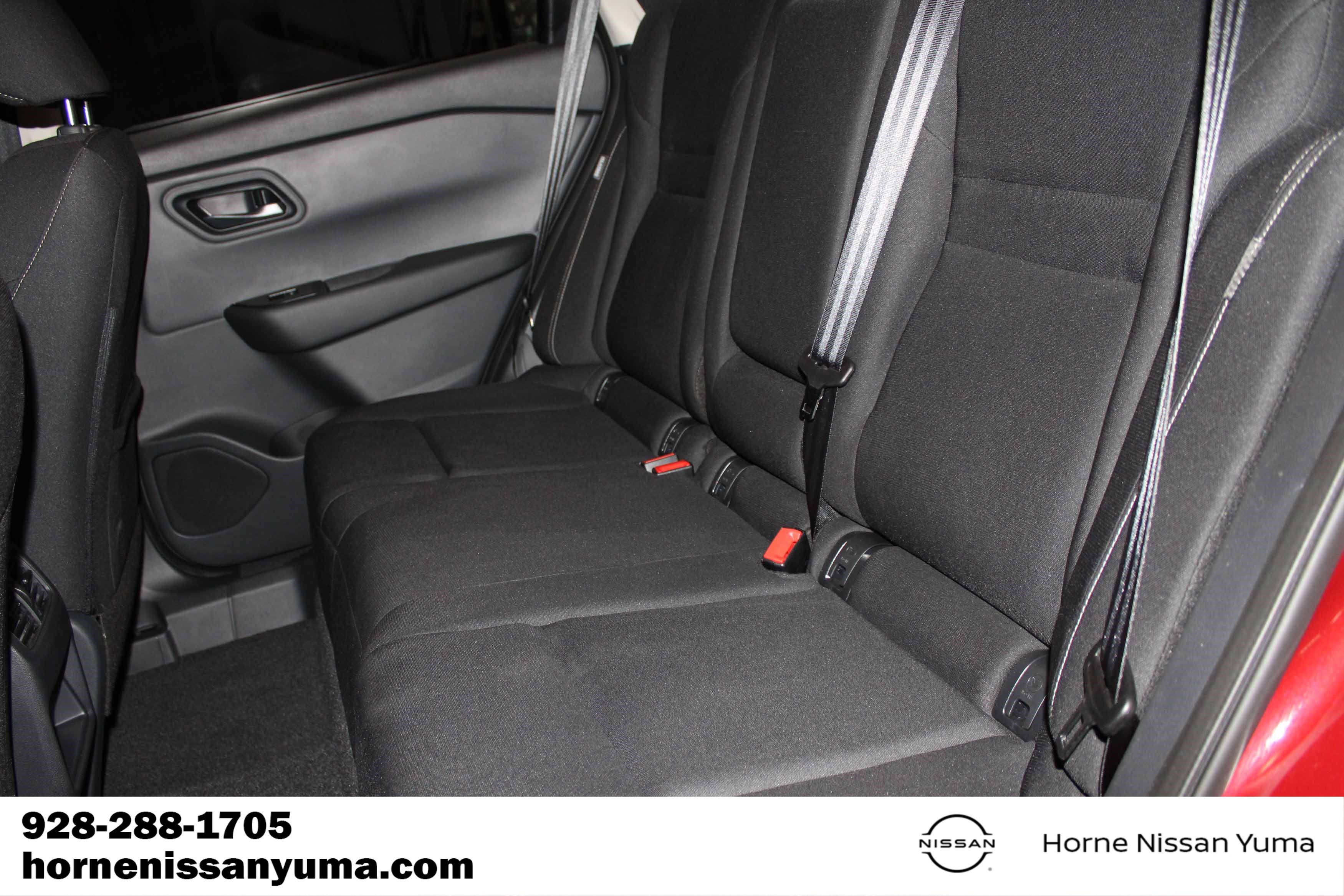 Certified 2025 Nissan Rogue S FWD image 5