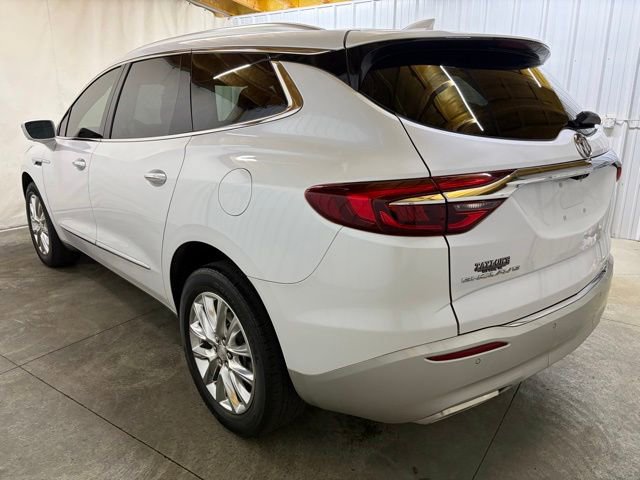 Used 2020 Buick Enclave Essence w/ Sound and Sites Package FWD image 8