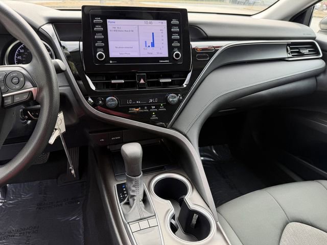 Used 2024 Toyota Camry LE image 15