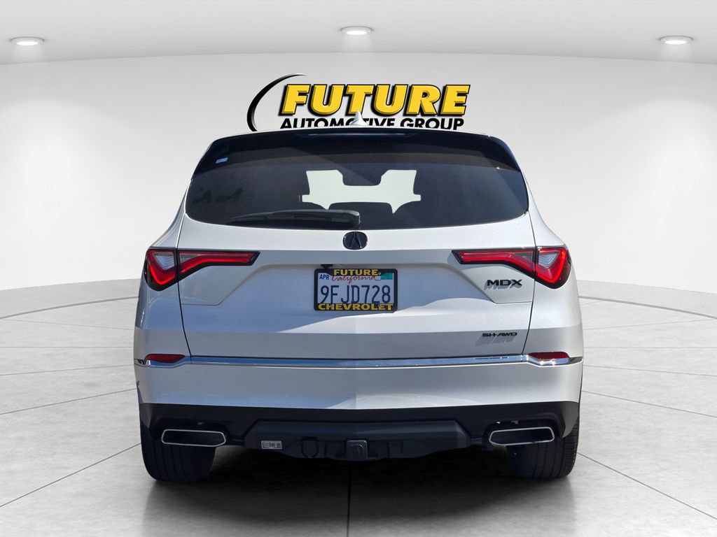 Used 2023 Acura MDX SH-AWD image 5