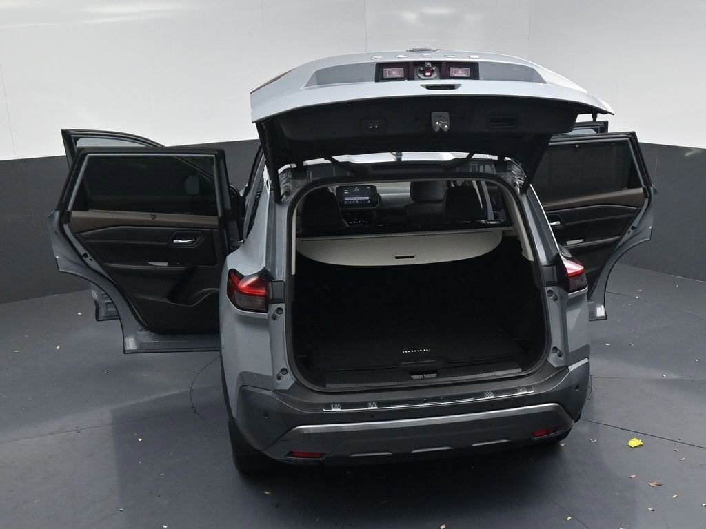 Used 2023 Nissan Rogue SL w/ SL Premium Package image 22