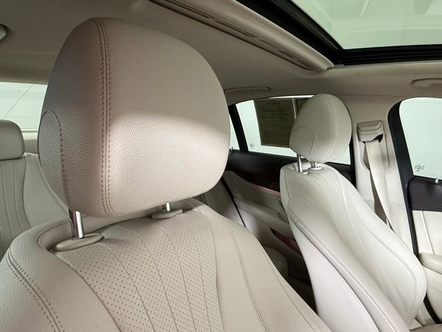 Used 2017 Mercedes-Benz E 300 4MATIC image 35