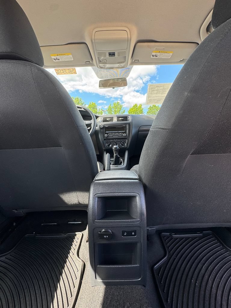 Used 2014 Volkswagen Jetta S FWD image 29