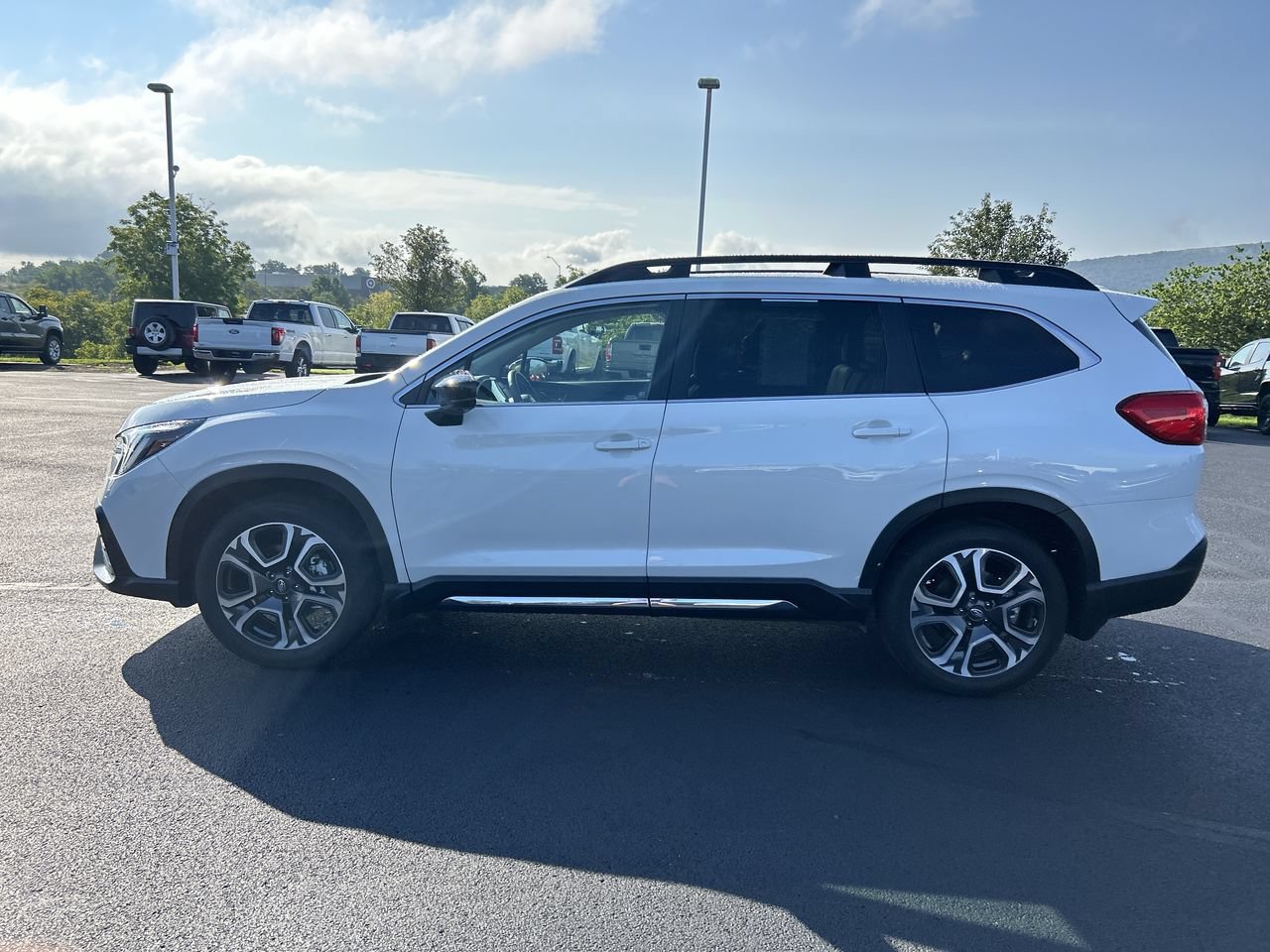 Used 2026 Subaru Outback Limited AWD/4WD image 4