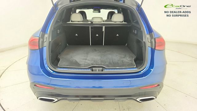 Used 2025 Mercedes-Benz GLC 350e 4MATIC w/ AMG Line image 14