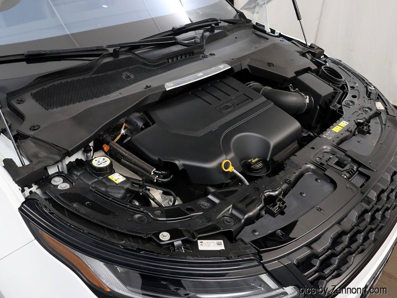 Used 2021 Land Rover Range Rover Evoque SE AWD/4WD image 39