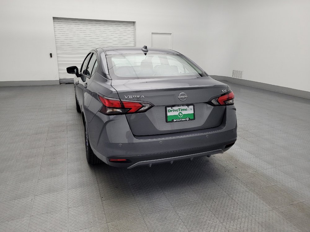 Used 2023 Nissan Versa SV image 6