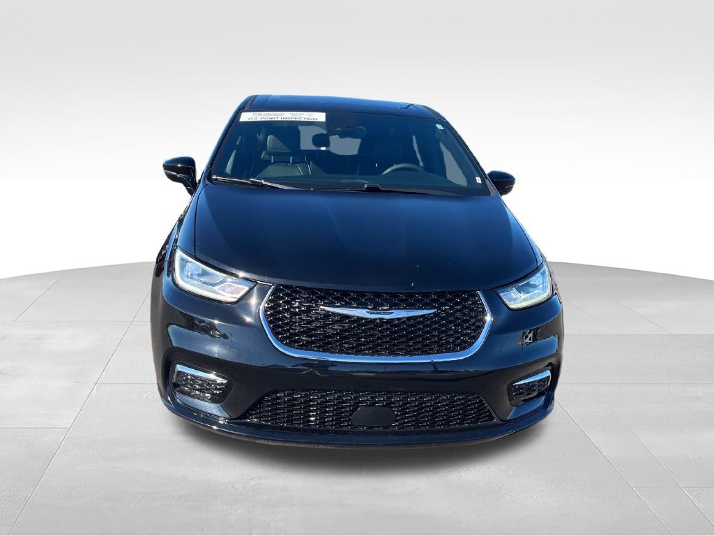 Used 2026 Chrysler Pacifica Limited FWD image 8