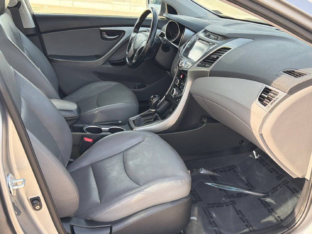 Used 2015 Hyundai Elantra Sport w/ Option Group 04 FWD image 8