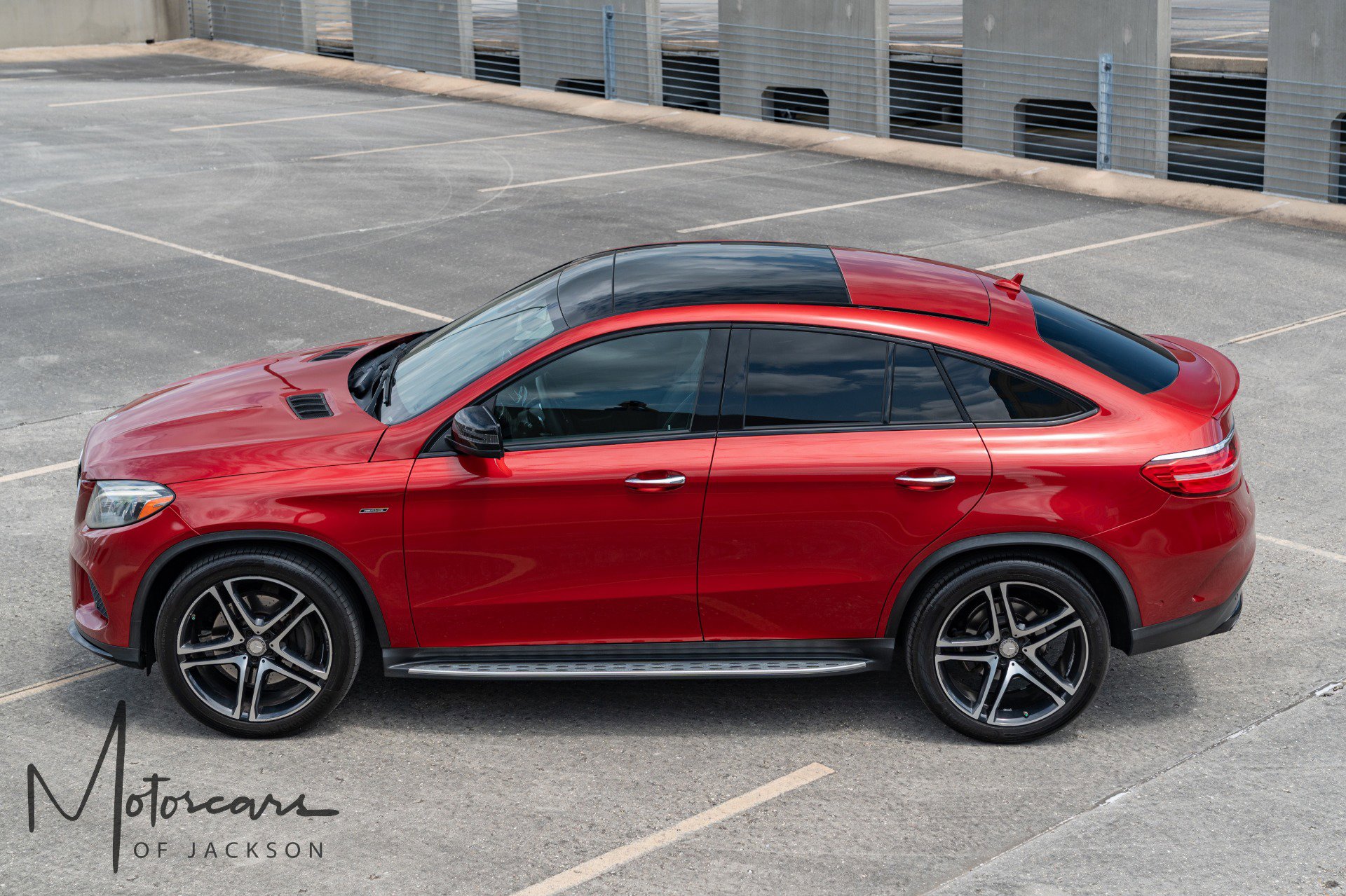 Used 2016 Mercedes-Benz GLE 450 4MATIC Coupe w/ Parking Assist Package image 32