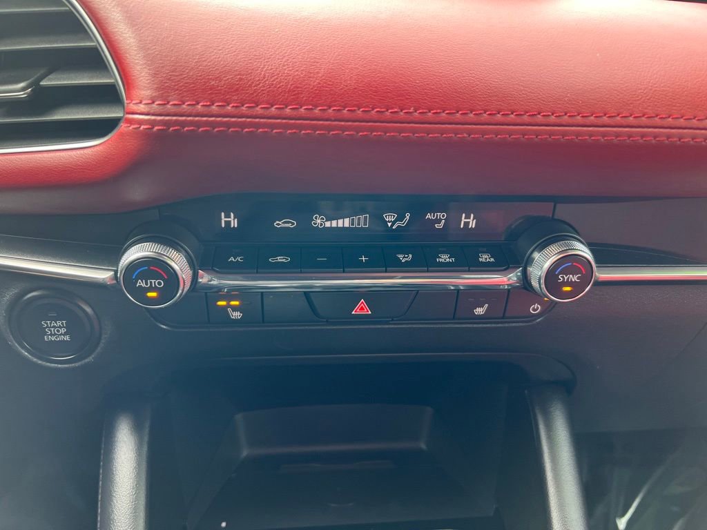 Used 2024 MAZDA MAZDA3 s image 23