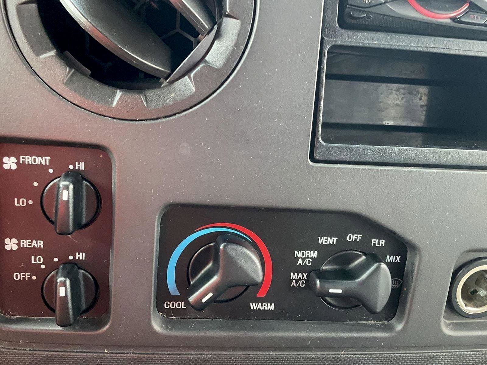 Used 2011 Ford E-350 and Econoline 350 Super Duty w/ Shuttle Bus Prep Pkg image 21