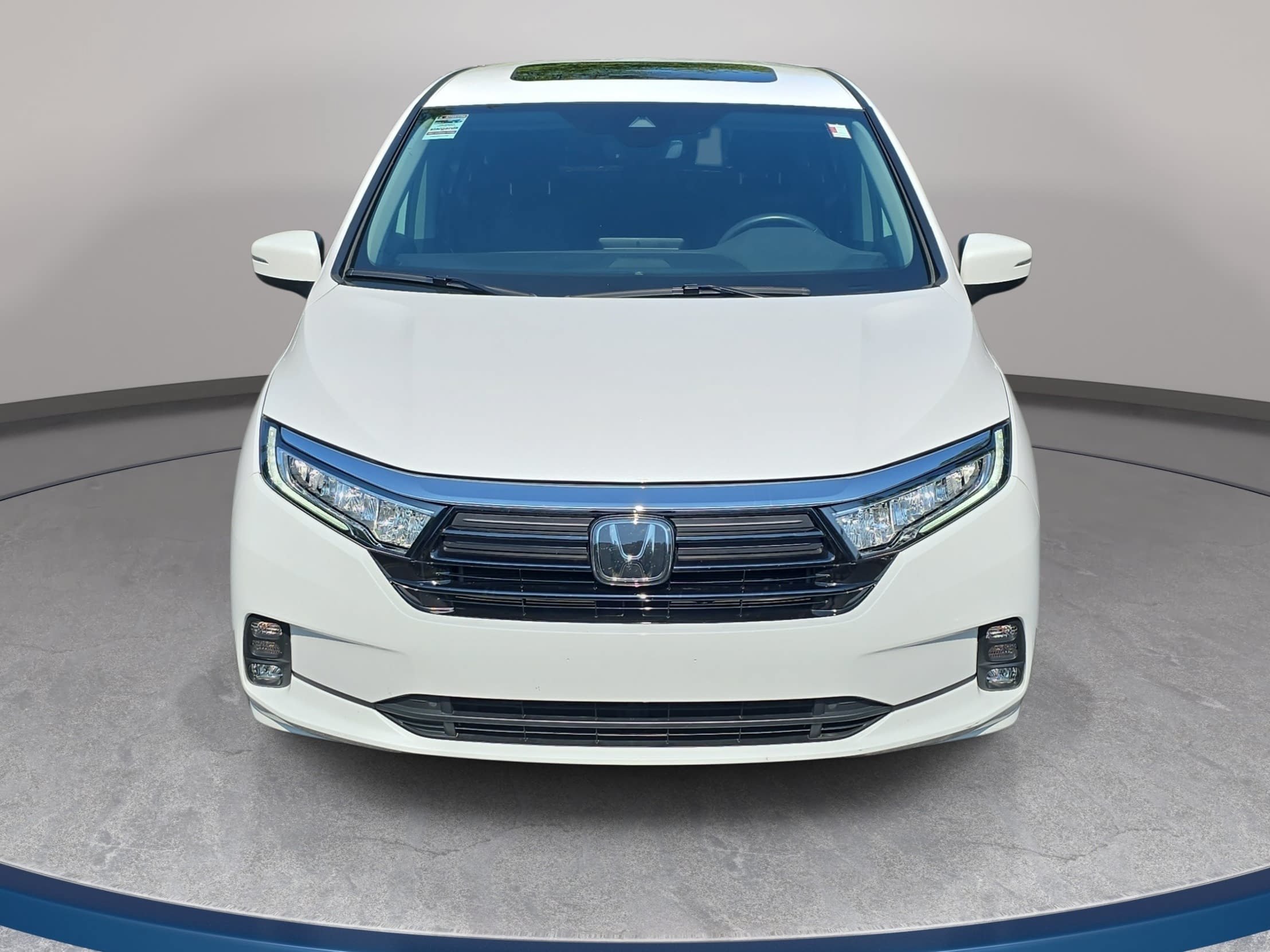 Certified 2024 Honda Odyssey EX-L image 2