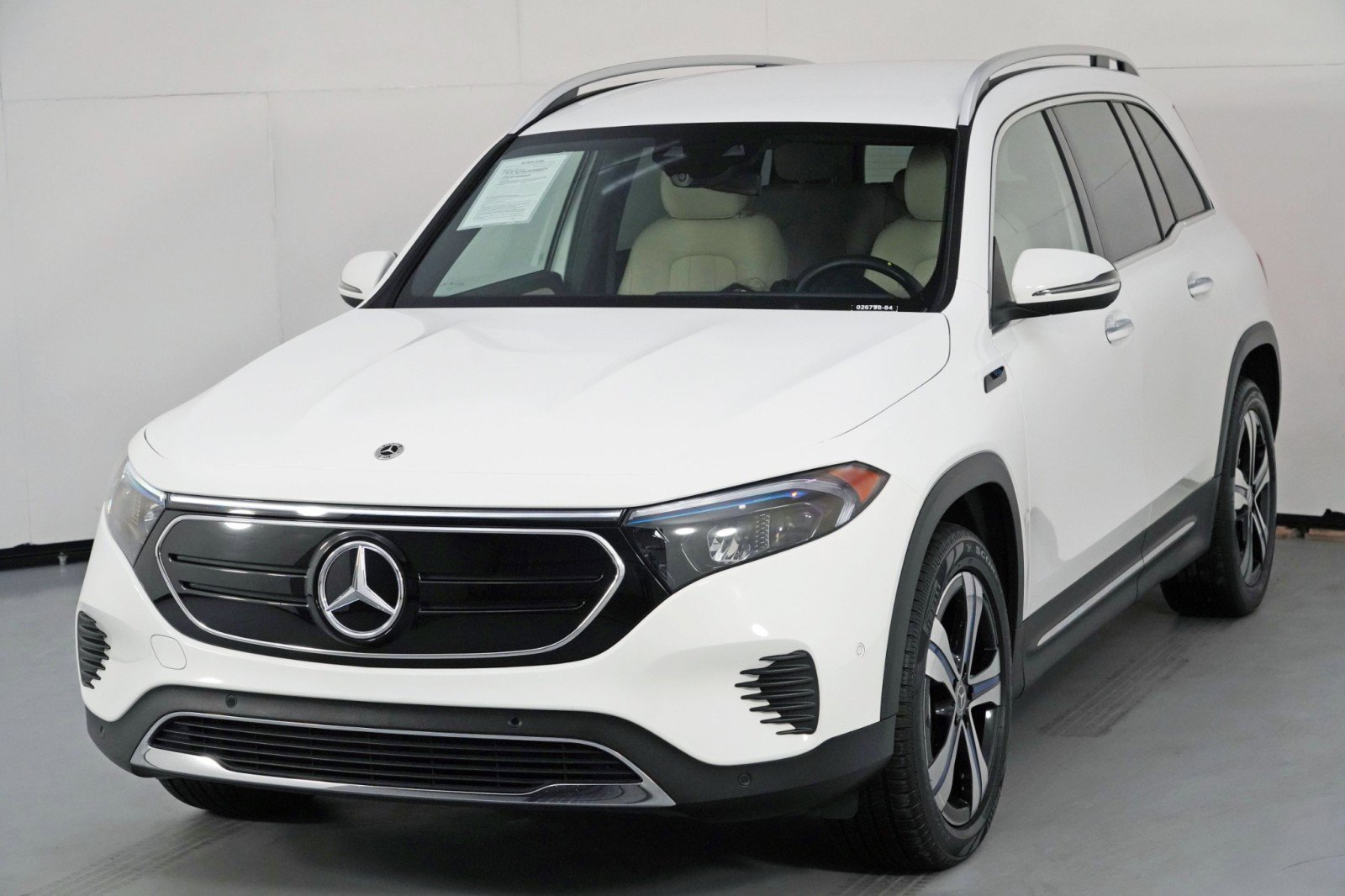 Used 2023 Mercedes-Benz EQB 250+ EQB 250+ w/ Exclusive Package image 49