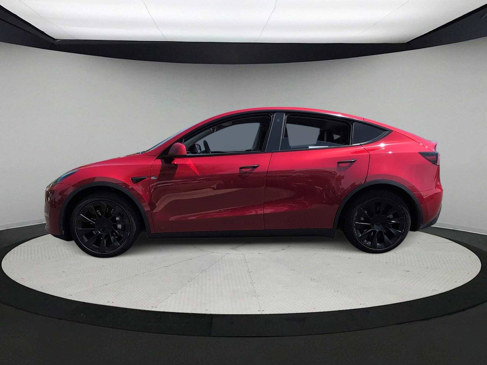 Used 2021 Tesla Model Y 2WD image 5