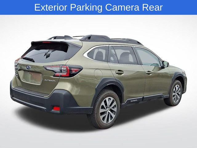 Used 2023 Subaru Outback Premium image 7