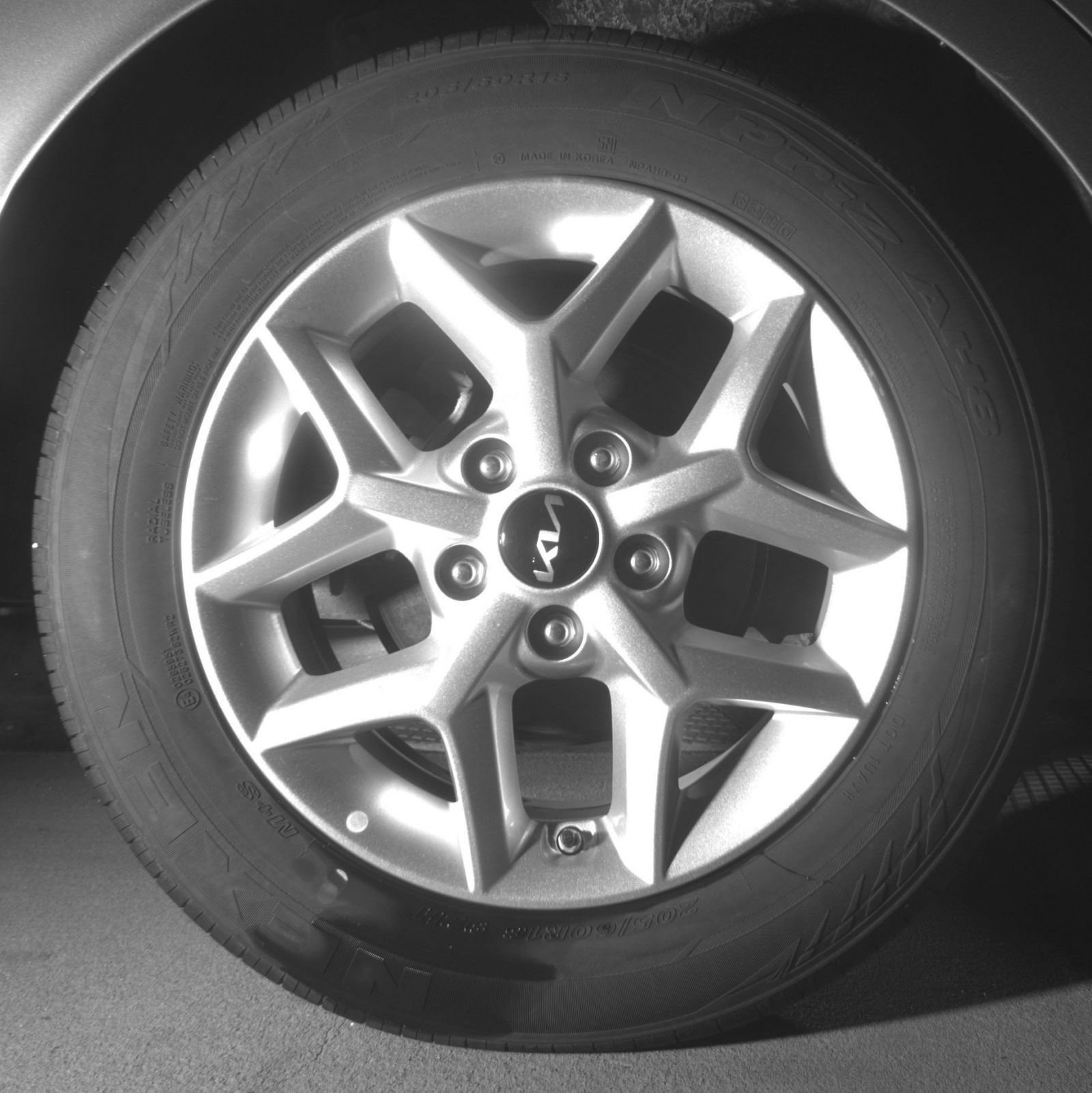 Used 2025 Kia Soul LX w/ LX Technology Package FWD image 18