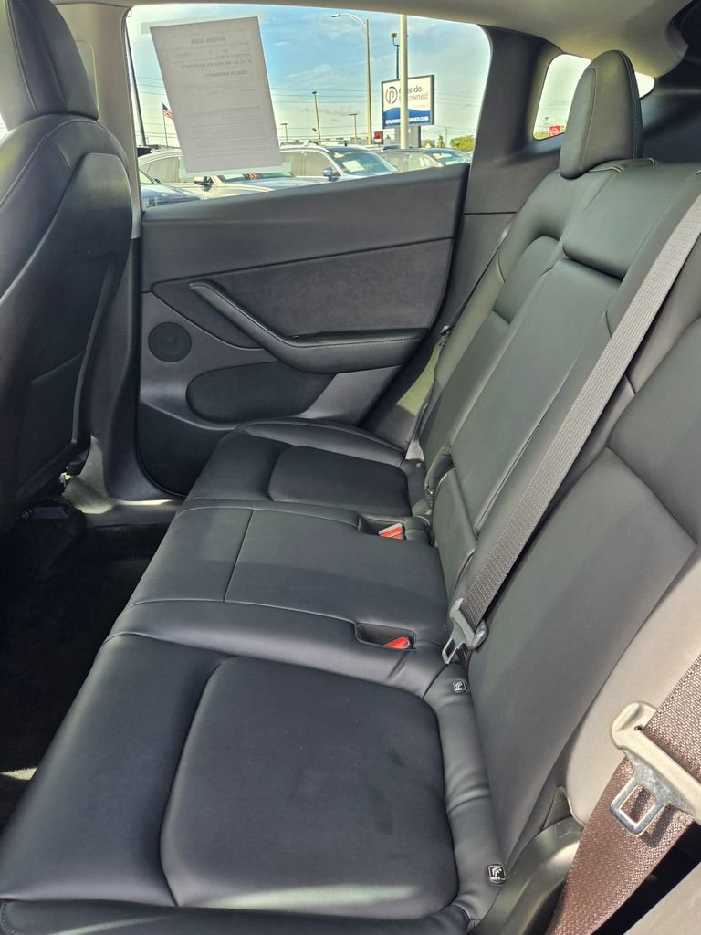 Used 2020 Tesla Model Y Long Range image 38